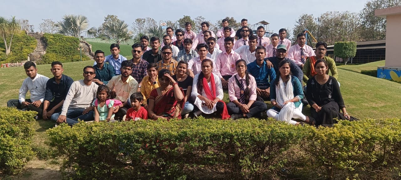 Poineer Institute of Pharmacy Bareilly Images photo 8